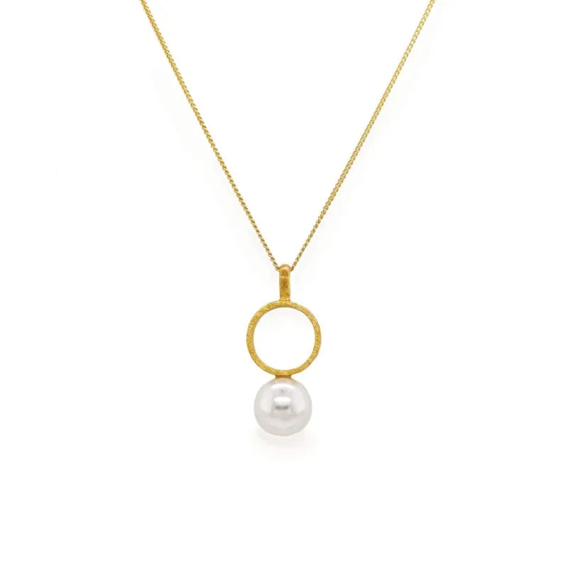 Bombshell Pearl Gold Pendant - The Bold One Co